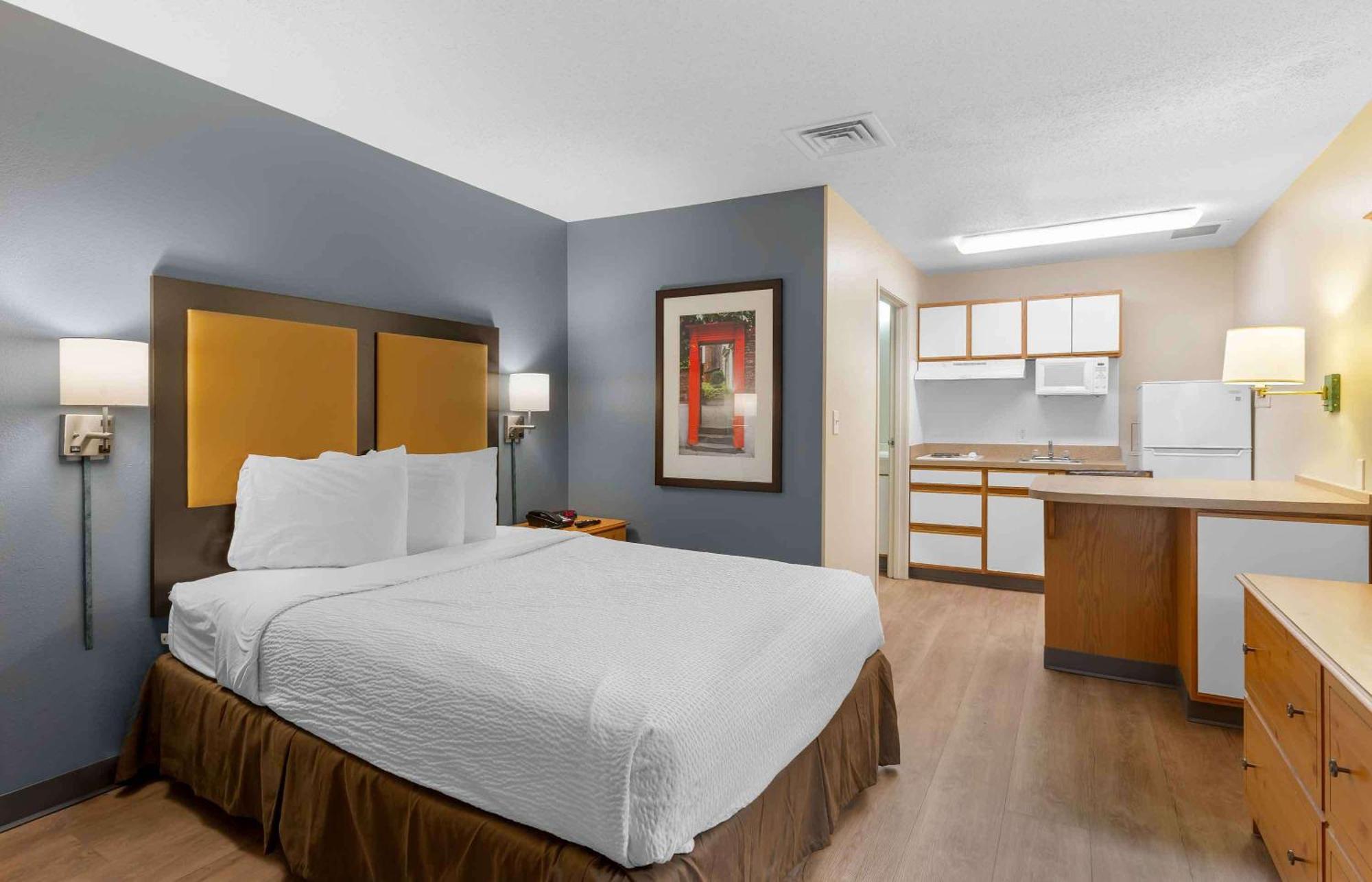 เอ็กซ์เทนด์ สเตย์ อเมริกา ริชมอนด์ เวสต์เอนด์ I64 Hotel ชอร์ตพัมพ์ ภายนอก รูปภาพ
